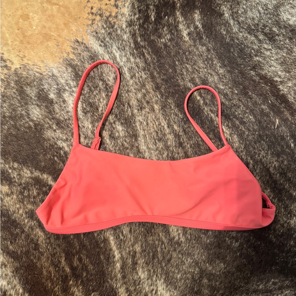 Vaya island bikini top size small. Worn twice.